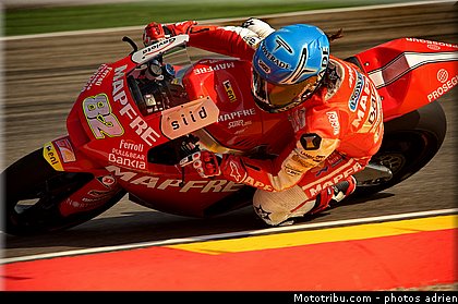 moto2_rosell_002_espagne_aragon_2011.jpg