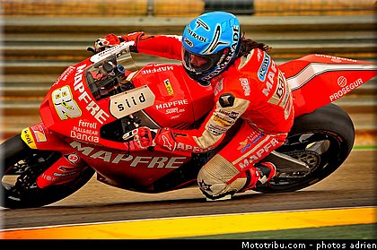 moto2_rosell_009_espagne_aragon_2011.jpg