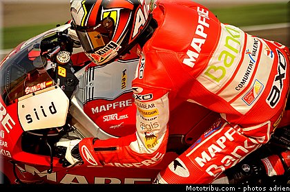 moto2_simon_001_espagne_aragon_2011.jpg