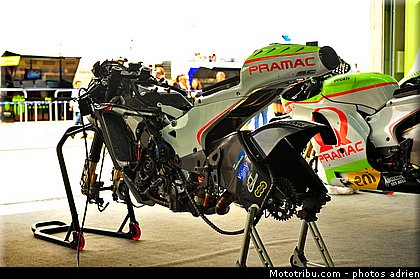 motogp_ambiance_005_espagne_aragon_2011.jpg
