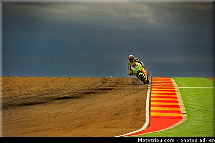 motogp_de_puniet_007_espagne_aragon_2011.jpg