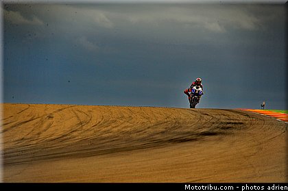 motogp_lorenzo_010_espagne_aragon_2011.jpg