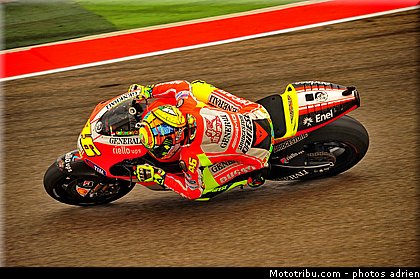 motogp_rossi_005_espagne_aragon_2011.jpg