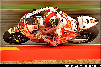 motogp_simoncelli_002_espagne_aragon_2011.jpg