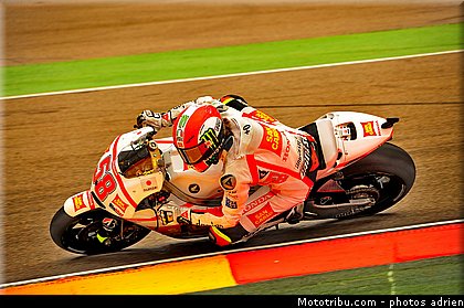 motogp_simoncelli_006_espagne_aragon_2011.jpg