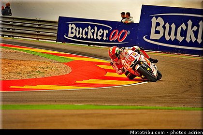 motogp_simoncelli_007_espagne_aragon_2011.jpg