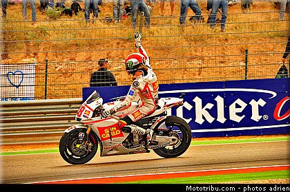 motogp_simoncelli_009_espagne_aragon_2011.jpg