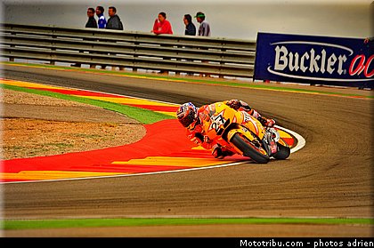 motogp_stoner_007_espagne_aragon_2011.jpg