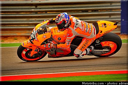 motogp_stoner_008_espagne_aragon_2011.jpg
