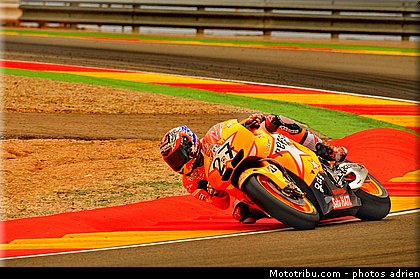 motogp_stoner_010_espagne_aragon_2011.jpg