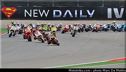 moto2_002_espagne_aragon_2011.jpg