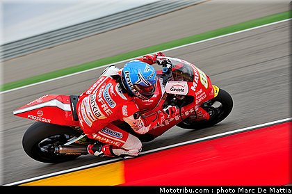 moto2_rosell_001_espagne_aragon_2011.jpg
