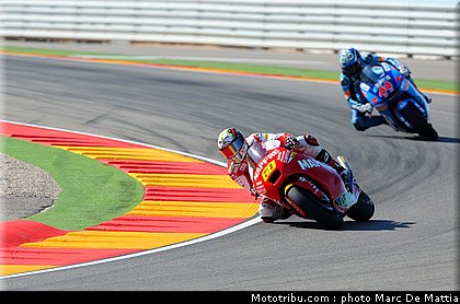 moto2_simon_002_espagne_aragon_2011.jpg