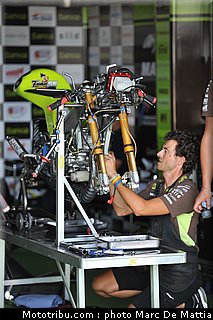 motogp_ambiance_010_espagne_aragon_2011.jpg
