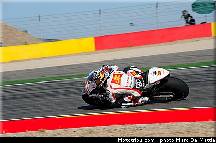 motogp_aoyama_001_espagne_aragon_2011.jpg