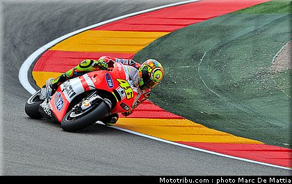 motogp_rossi_002_espagne_aragon_2011.jpg