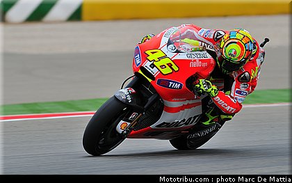 motogp_rossi_003_espagne_aragon_2011.jpg