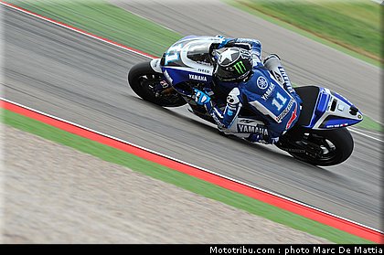 motogp_spies_007_espagne_aragon_2011.jpg
