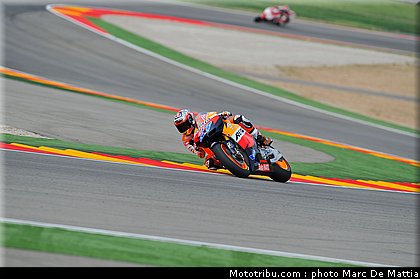 motogp_stoner_1_espagne_aragon_2011.jpg