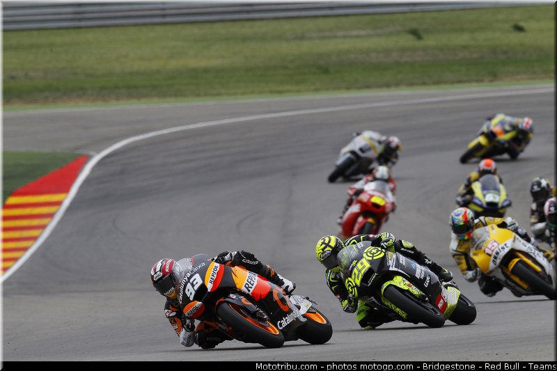 moto2_010_espagne_aragon_2011