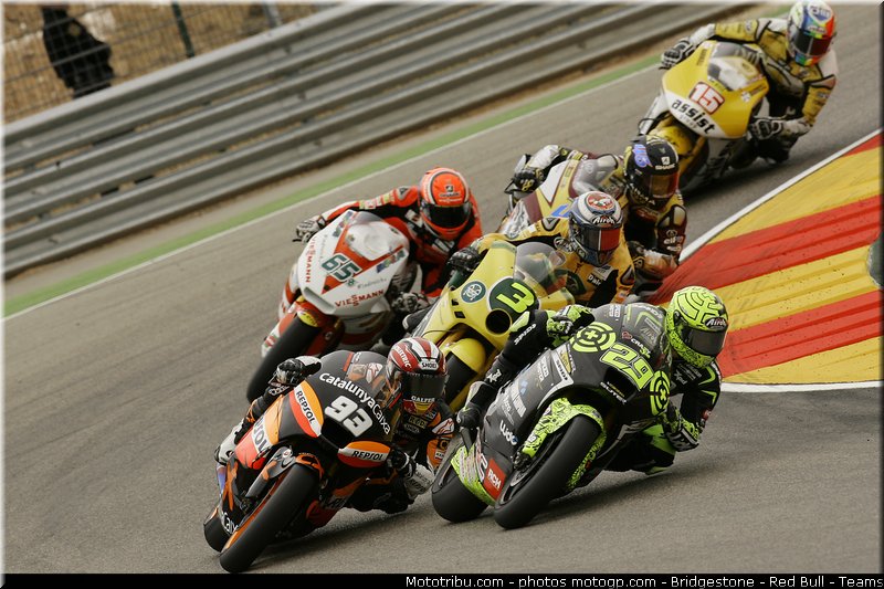 moto2_017_espagne_aragon_2011