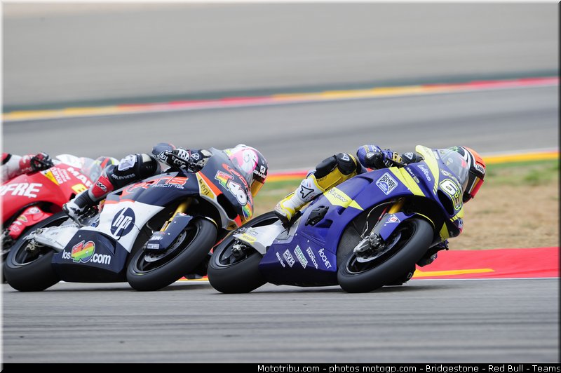 moto2_025_espagne_aragon_2011