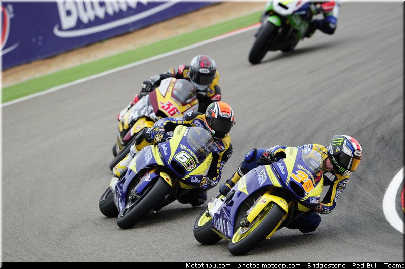 moto2_026_espagne_aragon_2011