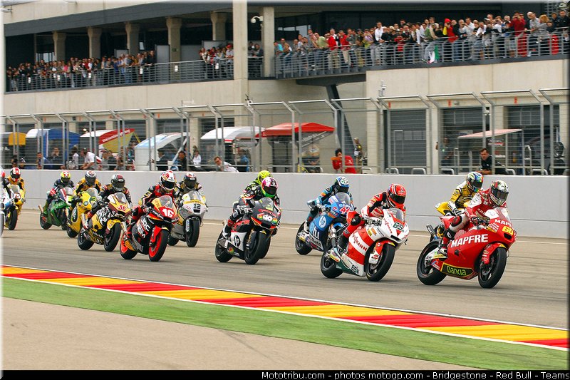 moto2_042_espagne_aragon_2011