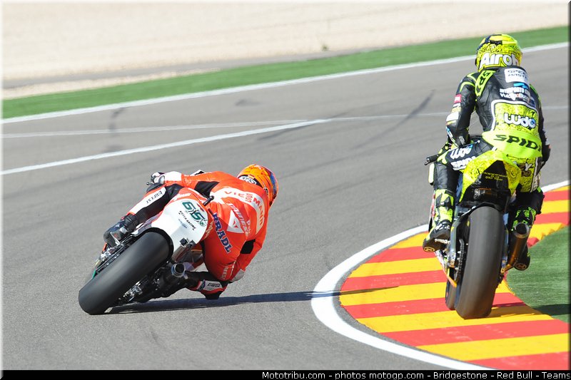 moto2_043_espagne_aragon_2011
