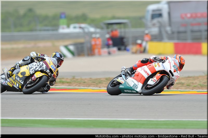 moto2_046_espagne_aragon_2011