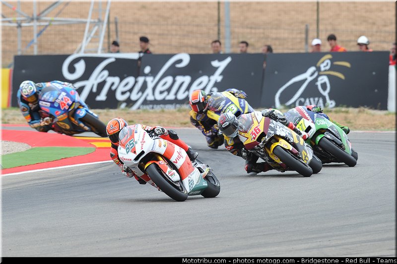 moto2_051_espagne_aragon_2011