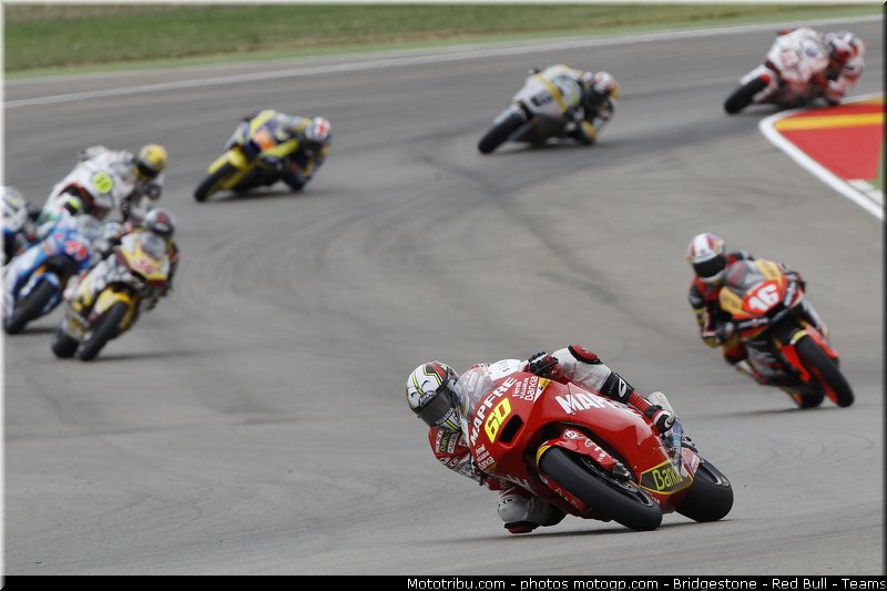 moto2_055_espagne_aragon_2011