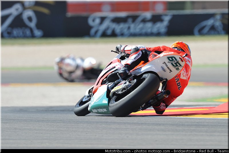 moto2_bradl_005_espagne_aragon_2011