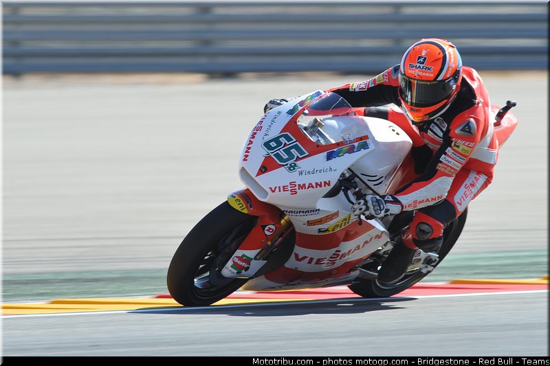 moto2_bradl_007_espagne_aragon_2011