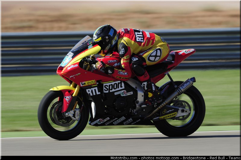 moto2_simeon_002_espagne_aragon_2011