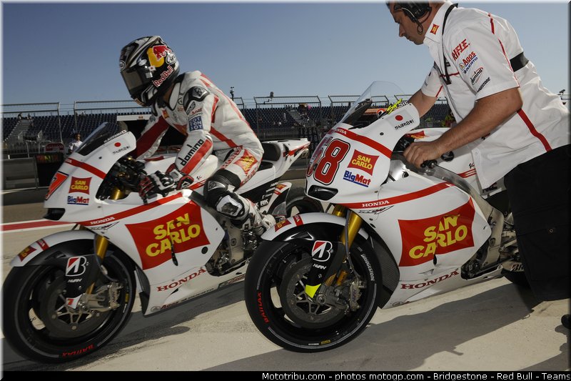 motogp_aoyama_007_espagne_aragon_2011