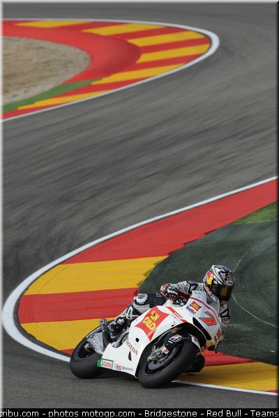 motogp_aoyama_008_espagne_aragon_2011
