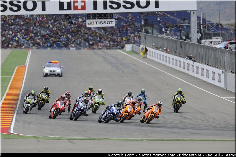 motogp_bridgestone_028_espagne_aragon_2011