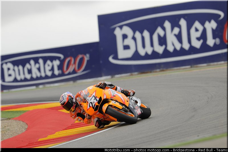 motogp_bridgestone_040_espagne_aragon_2011