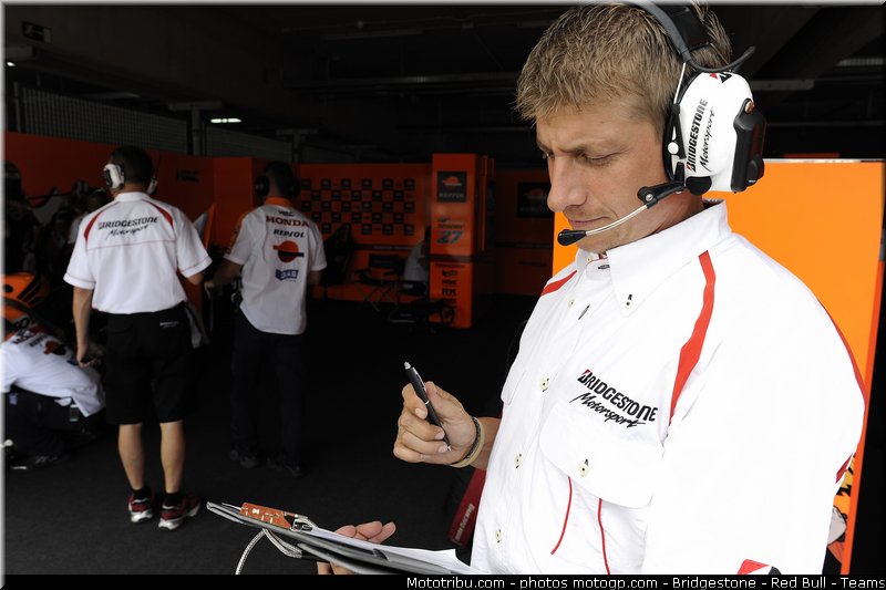 motogp_bridgestone_055_espagne_aragon_2011