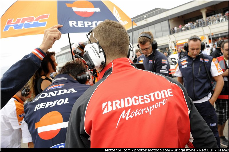 motogp_bridgestone_058_espagne_aragon_2011