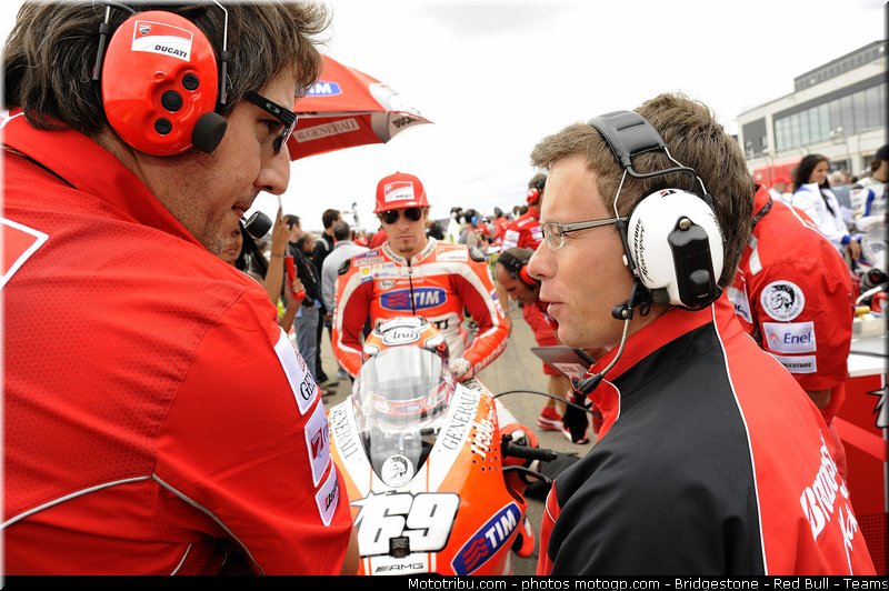 motogp_bridgestone_059_espagne_aragon_2011