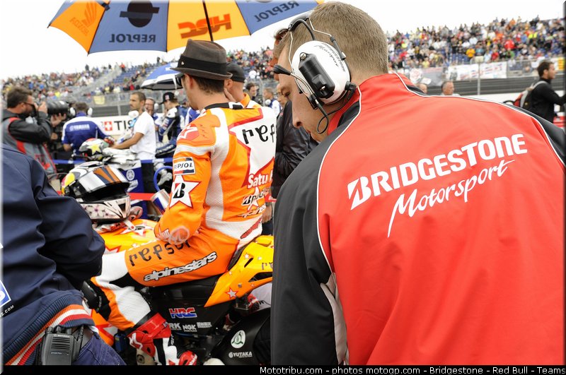 motogp_bridgestone_061_espagne_aragon_2011