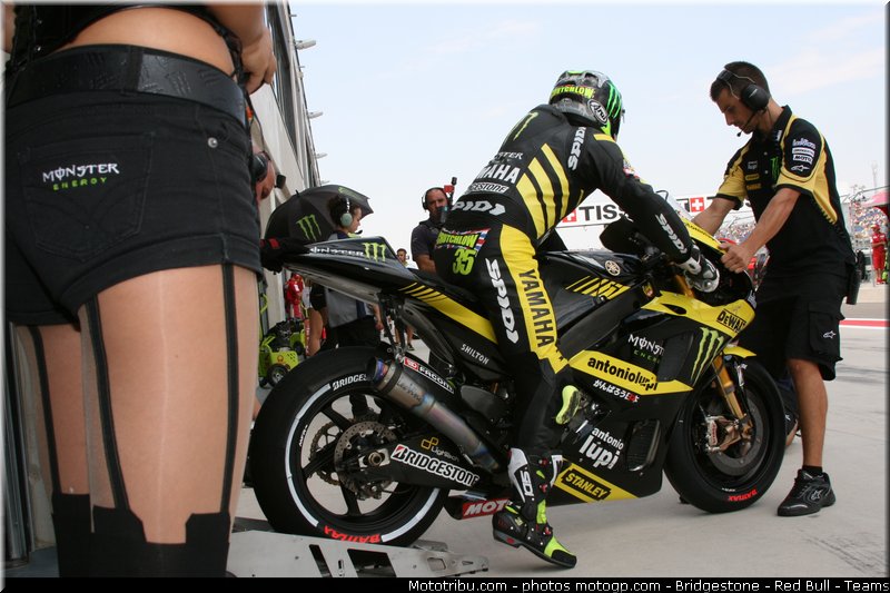 motogp_crutchlow_010_espagne_aragon_2011