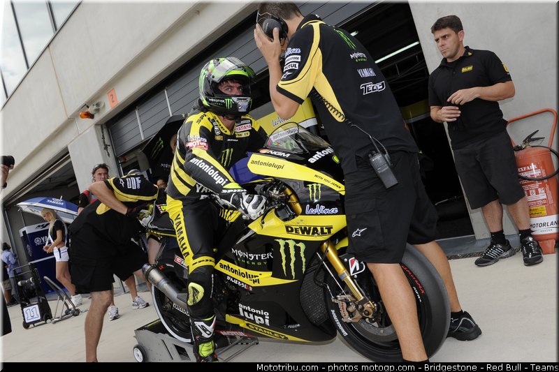 motogp_crutchlow_017_espagne_aragon_2011