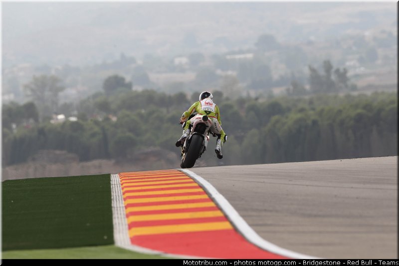 motogp_de_puniet_006_espagne_aragon_2011