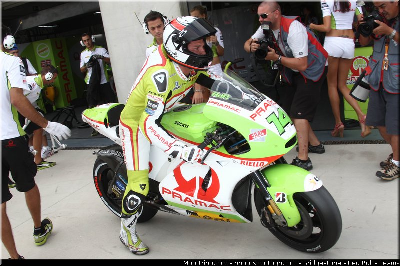 motogp_de_puniet_007_espagne_aragon_2011