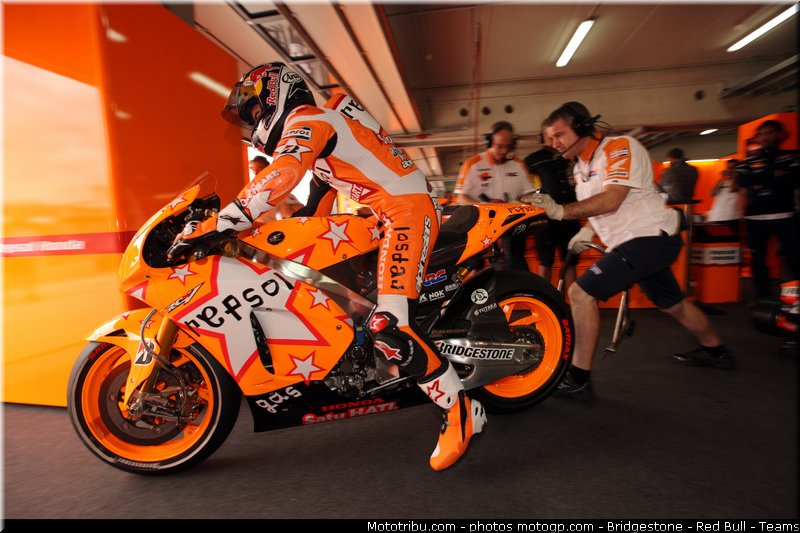 motogp_pedrosa_008_espagne_aragon_2011