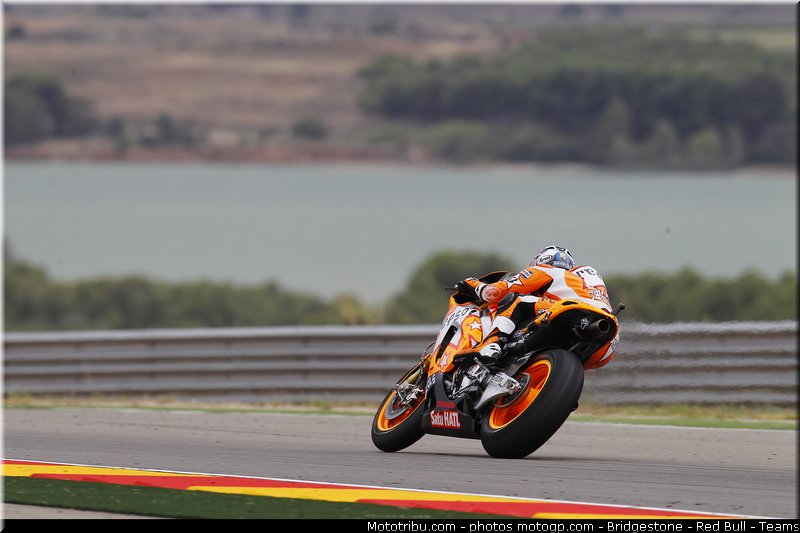 motogp_pedrosa_011_espagne_aragon_2011