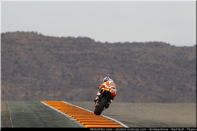 motogp_pedrosa_012_espagne_aragon_2011
